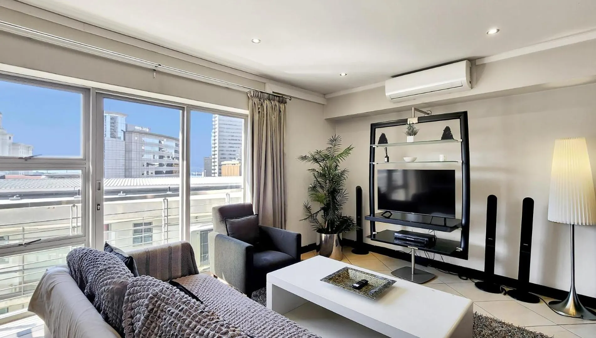 Central Cape Town Stay At The Icon Güney Afrika