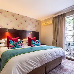 4* Hotel Signal Hill